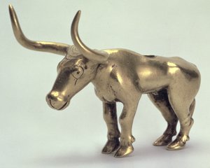 Figura di un toro, dal tumulo funerario di Maikop del Caucaso Settentrionale, III millennio a.C.